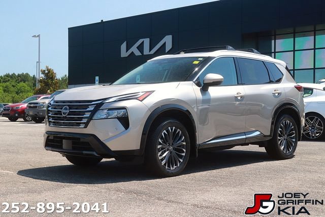 Used 2025 Nissan Rogue Platinum w/ Platinum Premium Package