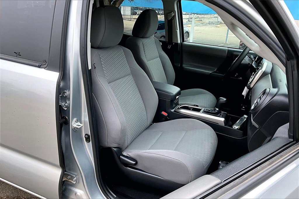 Used 2023 Toyota Tacoma SR5 image 7