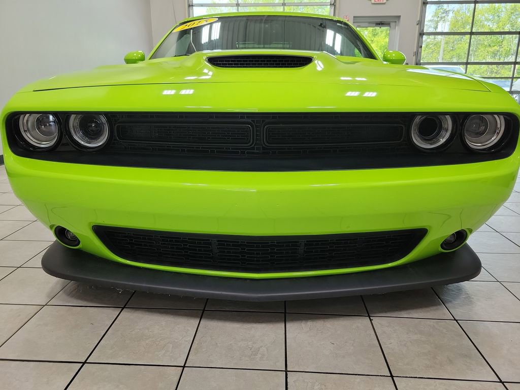 Used 2015 Dodge Challenger R/T Scat Pack w/ Leather Interior Group RWD image 46