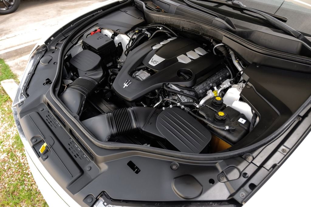 Used 2019 Maserati Levante image 56