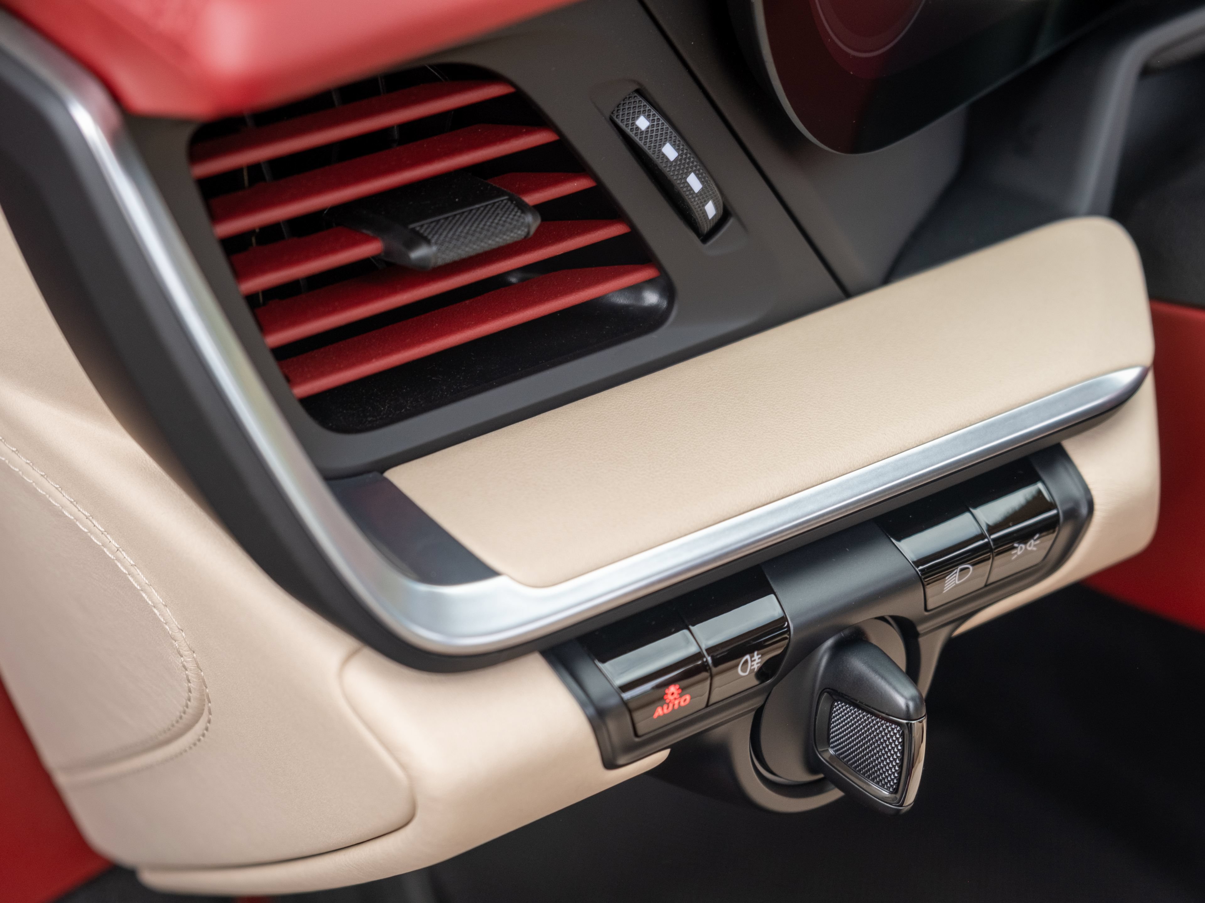 Certified 2021 Porsche 911 AWD/4WD image 63