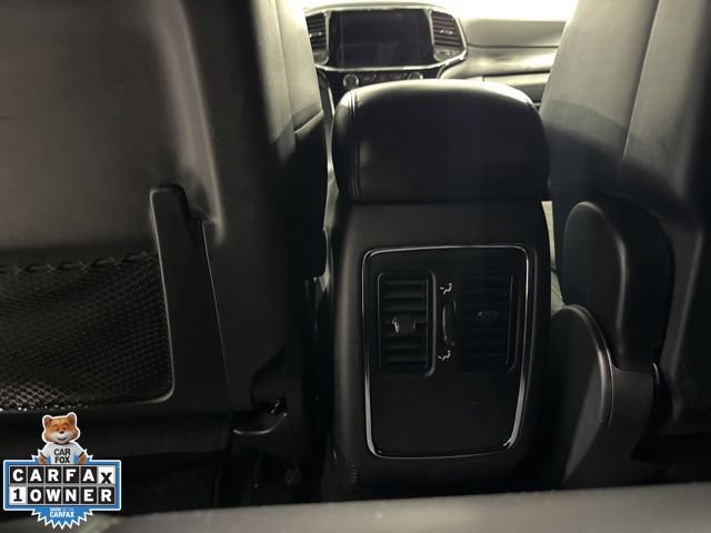 Used 2020 Jeep Grand Cherokee Laredo w/ Laredo X Package AWD/4WD image 35