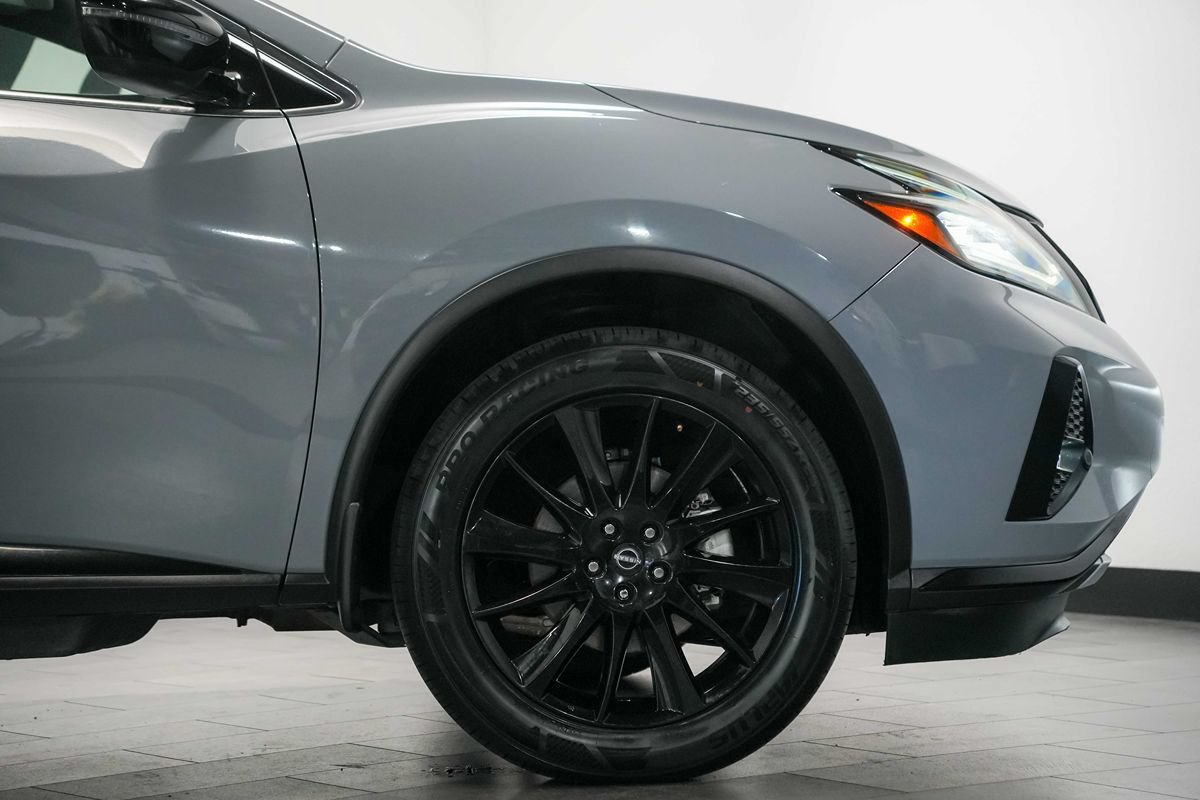 Used 2023 Nissan Murano SV w/ SV Midnight Edition Package FWD image 9