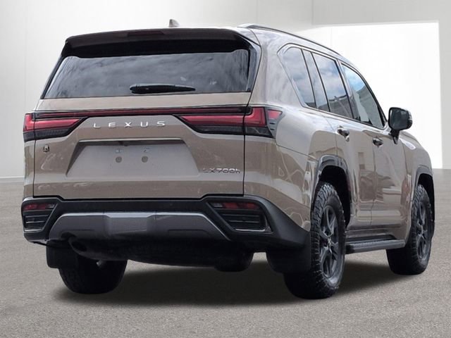 Used 2025 Lexus LX 700h Overtrail AWD/4WD image 5