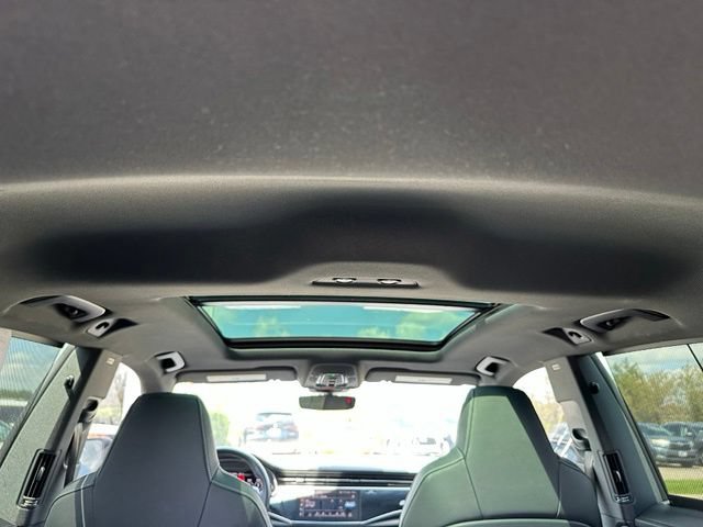 Used 2023 Audi RS Q8 AWD/4WD image 9