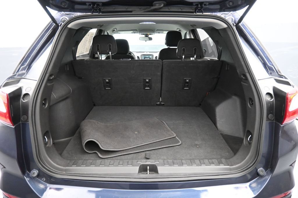 Used 2019 Chevrolet Equinox LS FWD image 21