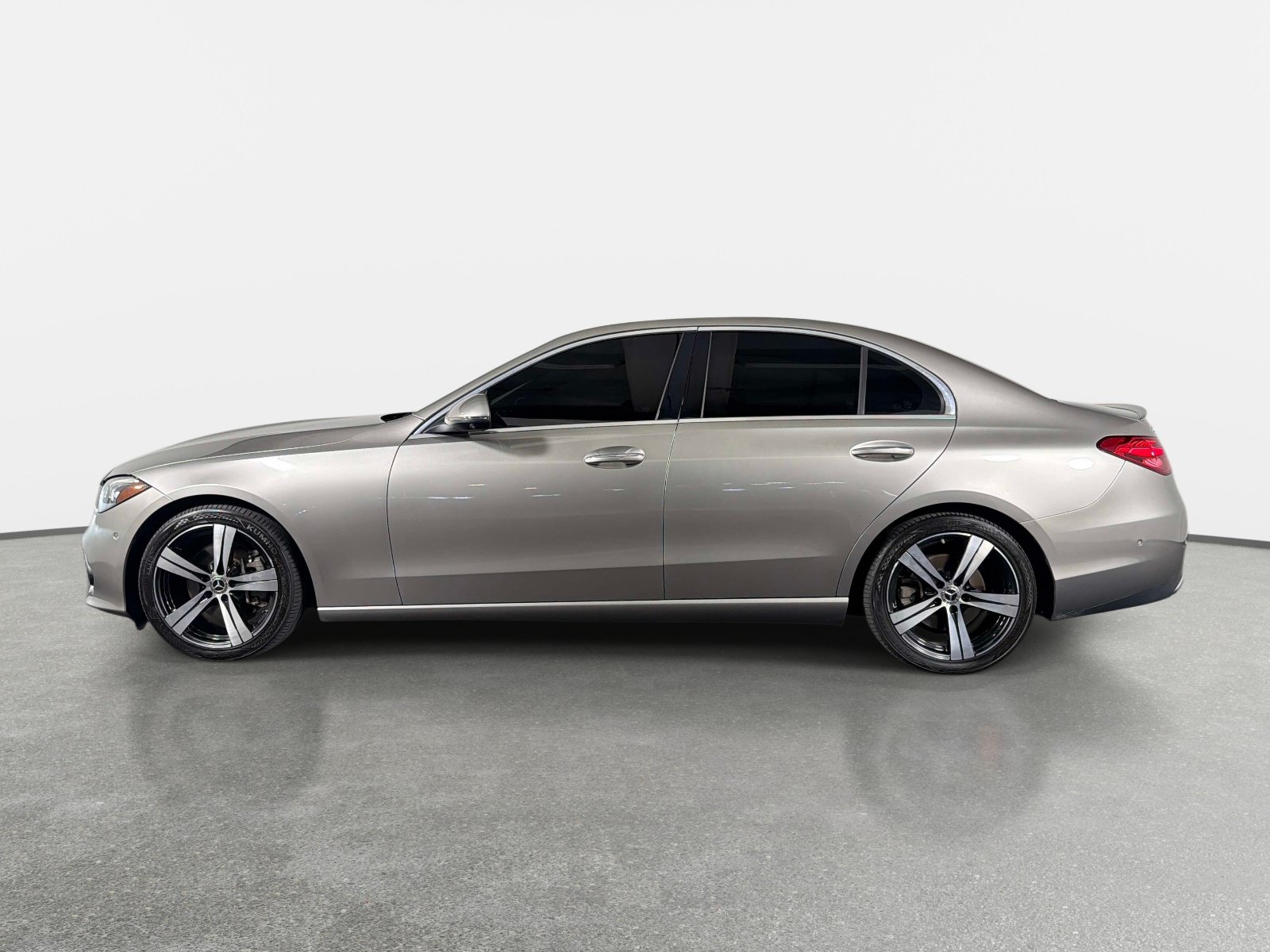 Used 2022 Mercedes-Benz C 300 Sedan image 6