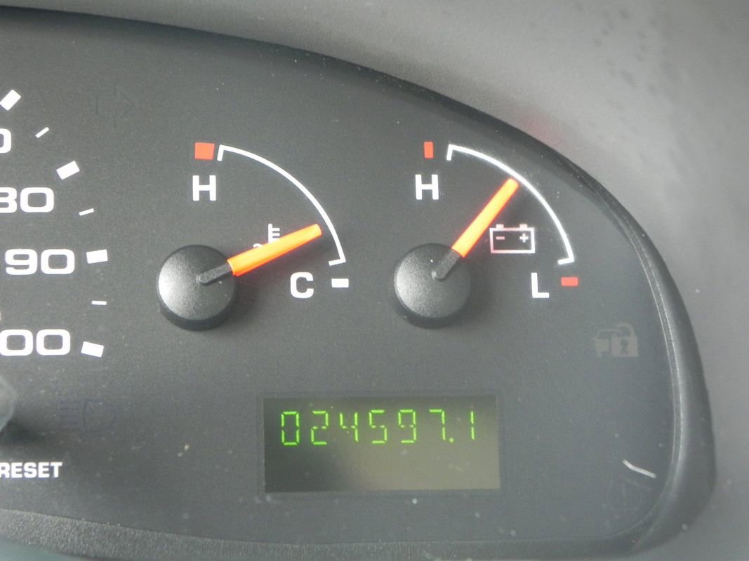 Used 2007 Ford E-250 and Econoline 250 RWD image 12