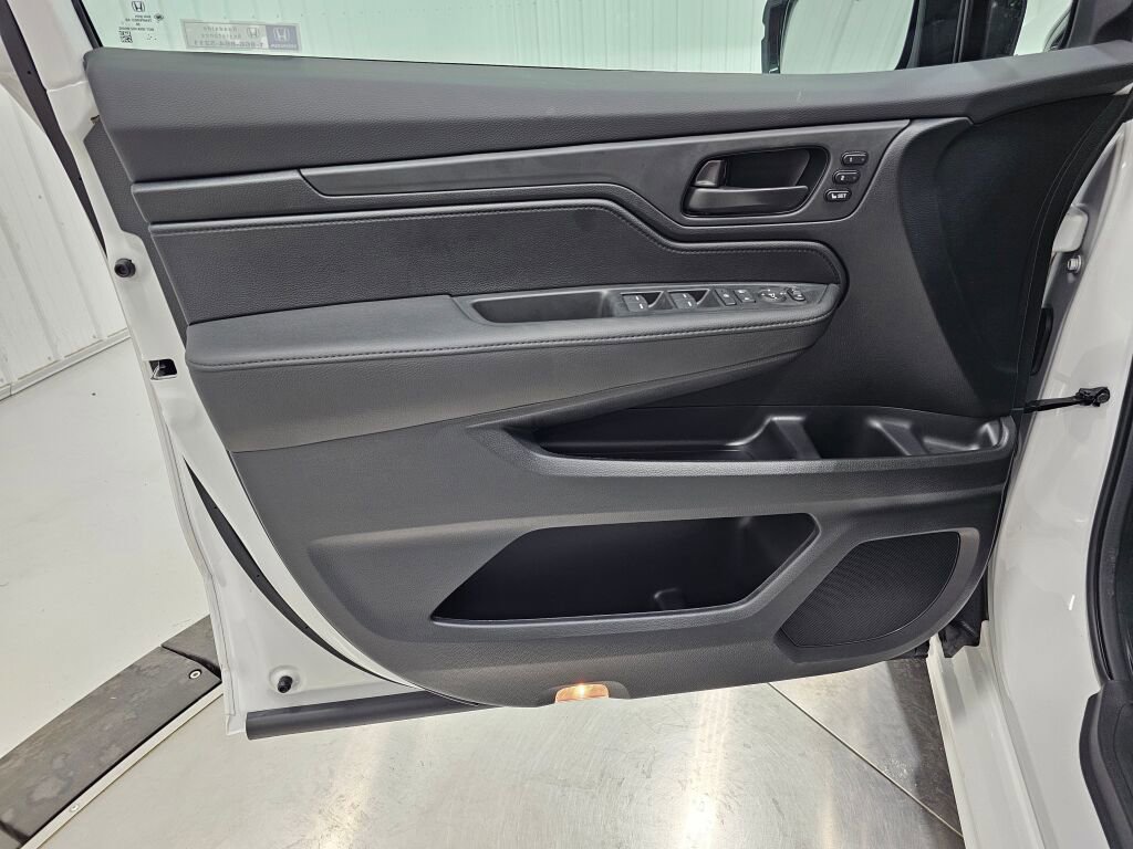 New 2026 Honda Odyssey Sport-L image 25