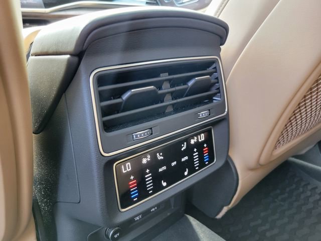 Used 2020 Audi Q8 Prestige w/ Prestige Package image 25