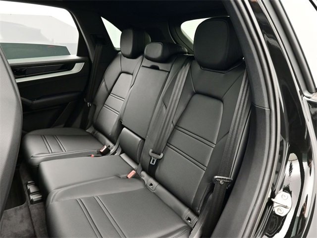 New 2026 Porsche Cayenne S image 10