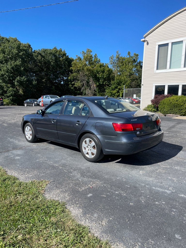 Used 2009 Hyundai Sonata GLS FWD image 3