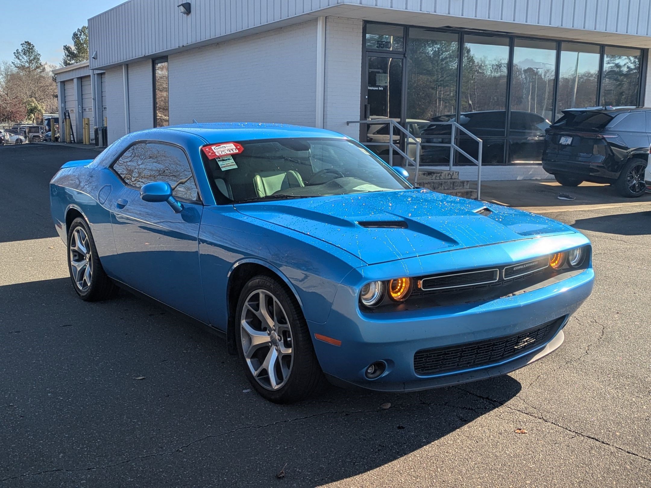 Used 2016 Dodge Challenger SXT Plus image 3