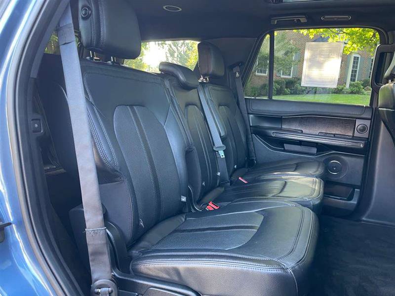 Used 2018 Ford Expedition Limited w/ Equipment Group 302A AWD/4WD image 84
