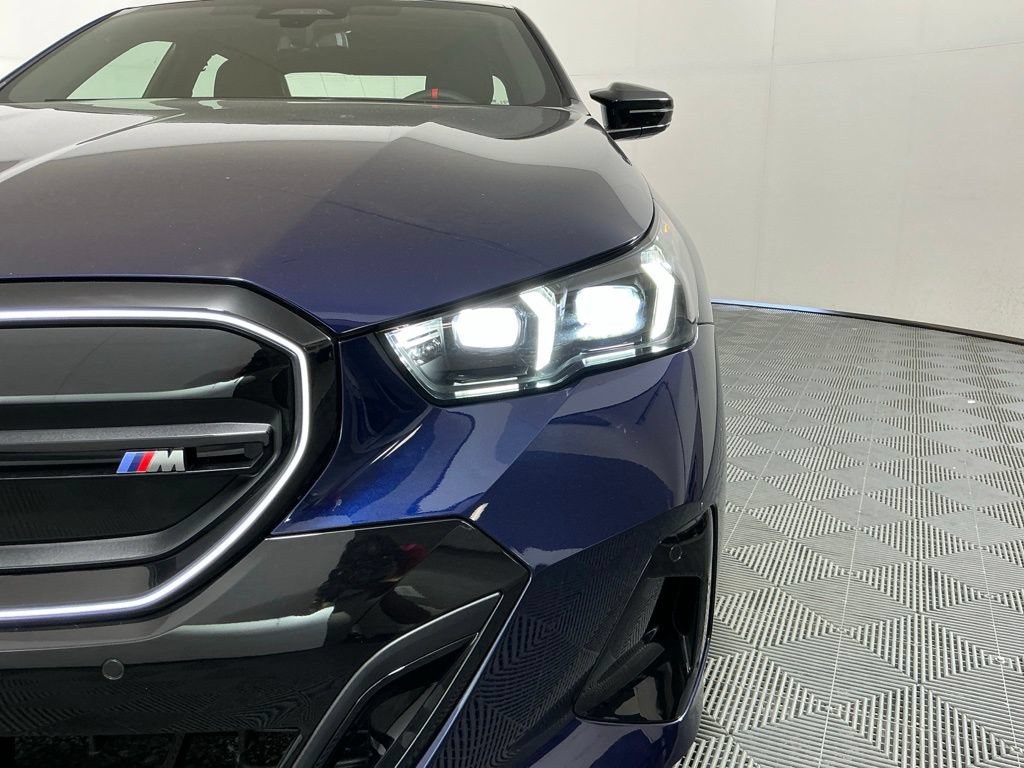 New 2026 BMW i5 M60 AWD/4WD image 8