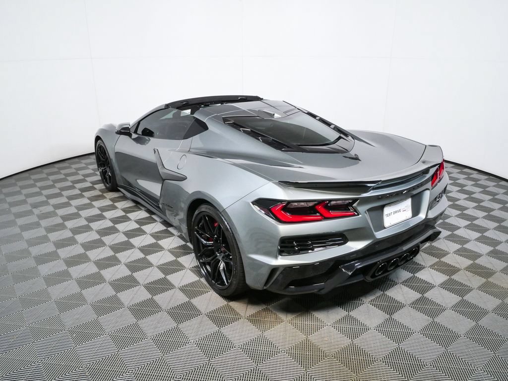 Used 2023 Chevrolet Corvette Z06 w/ Engine Appearance Package RWD image 23