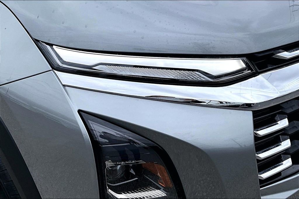 Used 2025 Chevrolet Equinox LT image 39