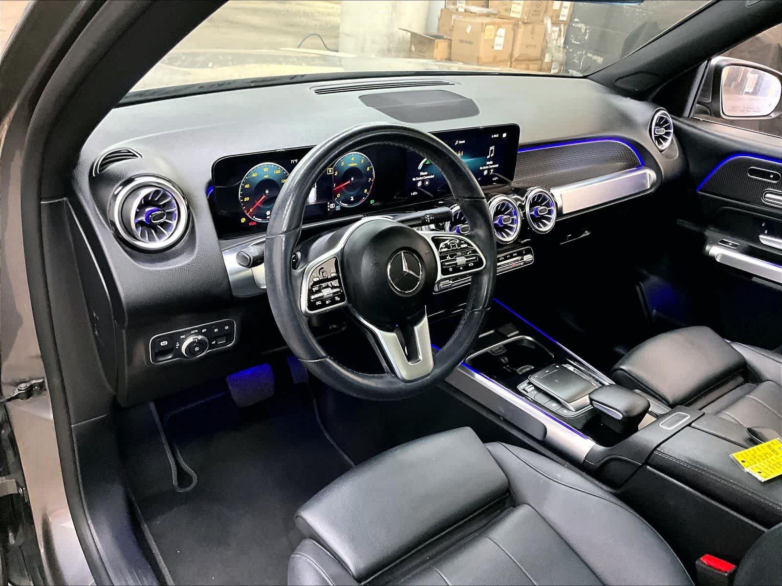 Used 2023 Mercedes-Benz GLB 250 4MATIC image 16