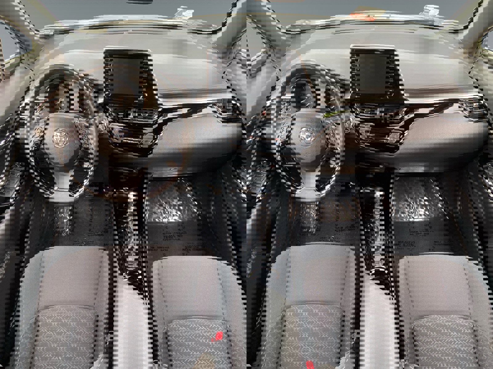 Used 2022 Toyota C-HR Nightshade image 10