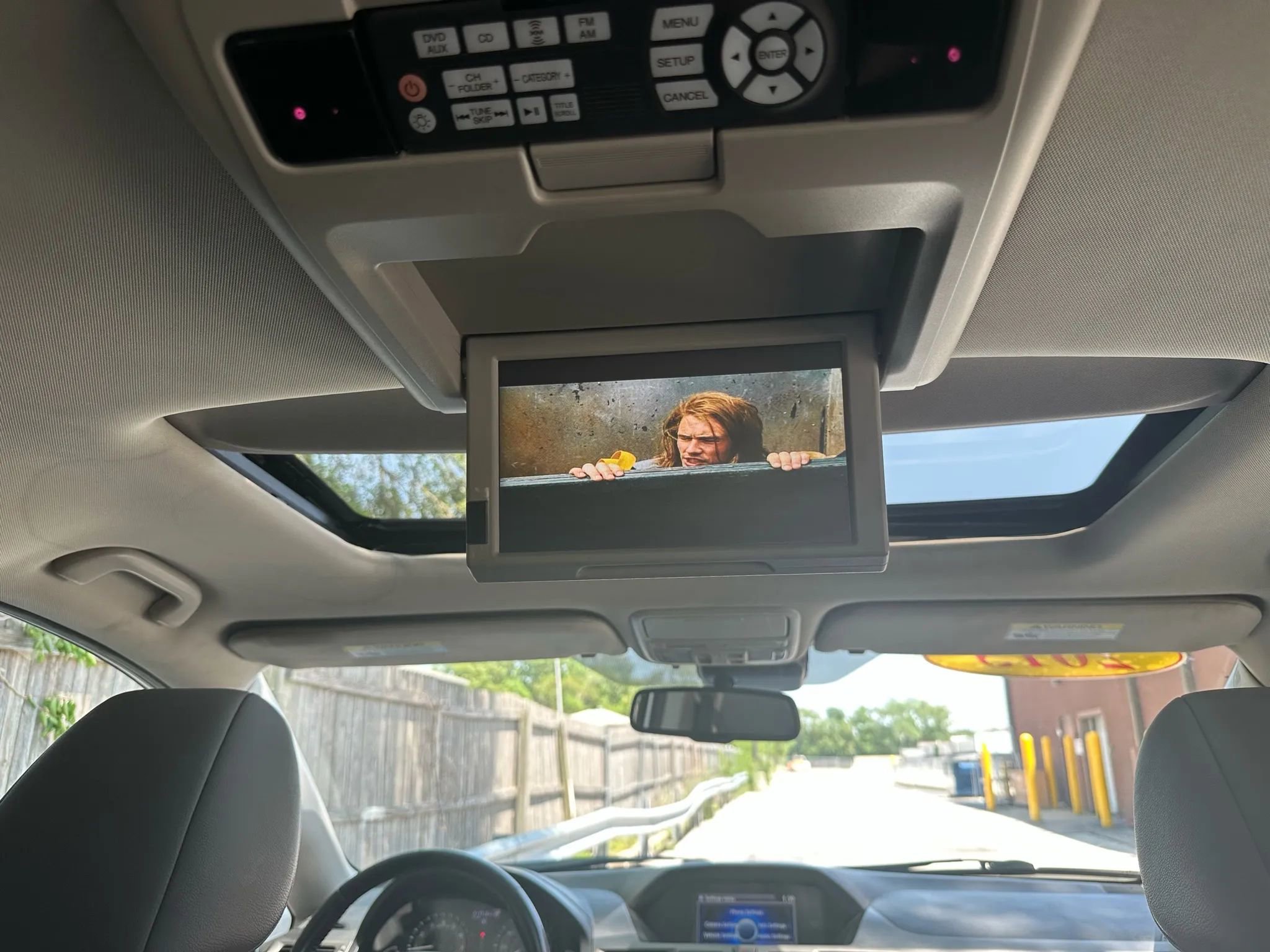 Used 2015 Honda Odyssey EX-L image 24