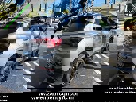 Used 2024 Buick Encore GX Sport Touring image 9