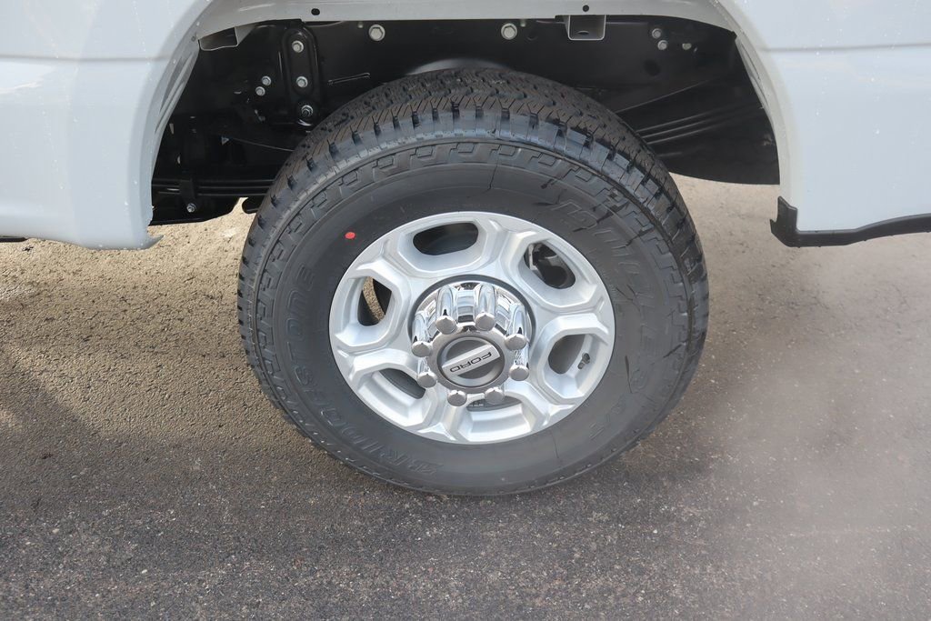 New 2026 Ford F350 XLT w/ 360-Degree Camera Package image 17