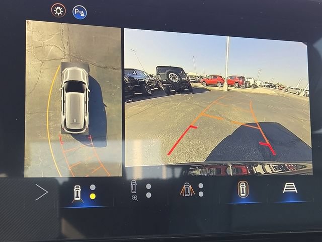 New 2026 Chevrolet Equinox LT w/ Convenience Package II FWD image 15