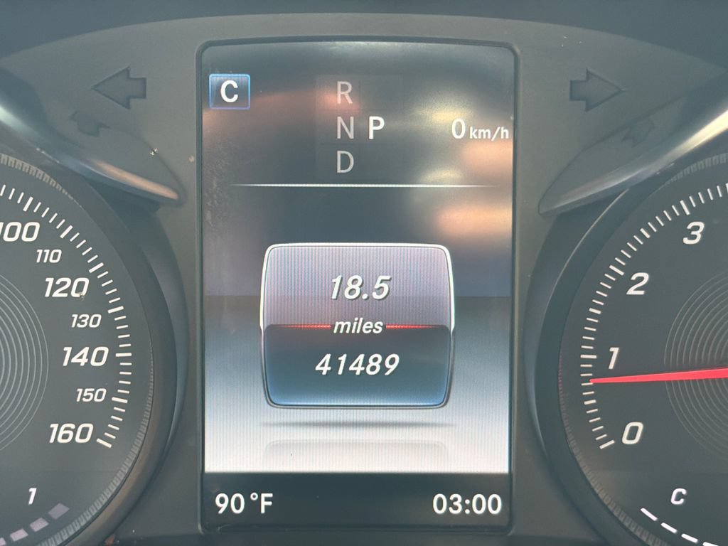 Used 2019 Mercedes-Benz GLC 300 image 28
