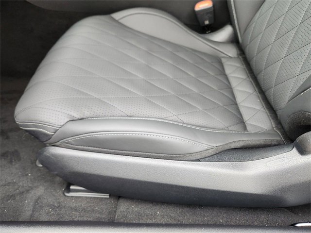 New 2025 Mercedes-Benz CLE 450 4MATIC Coupe image 7