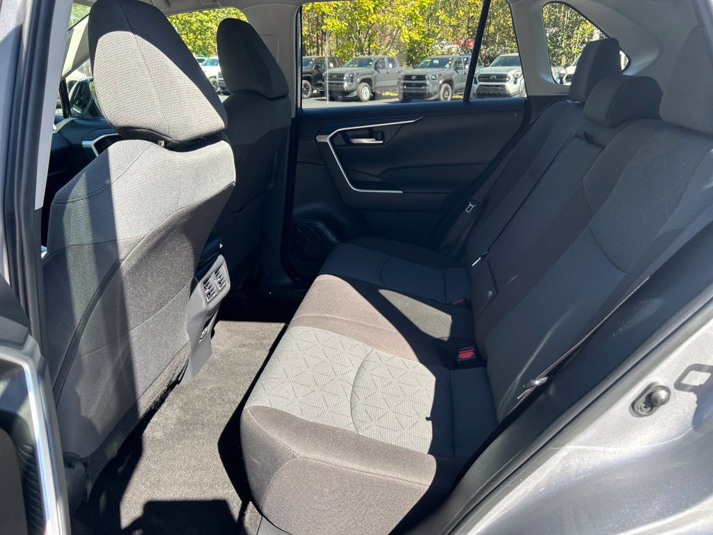 Certified 2025 Toyota RAV4 XLE AWD/4WD image 27