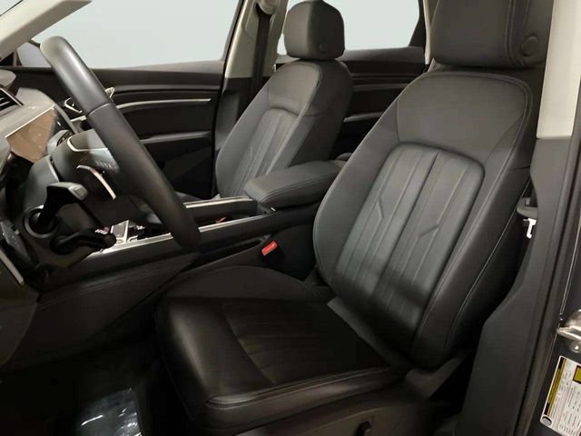 Used 2024 Audi Q8 e-tron Premium AWD/4WD image 63