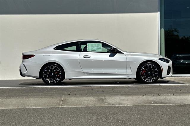 New 2026 BMW M440i Coupe image 2