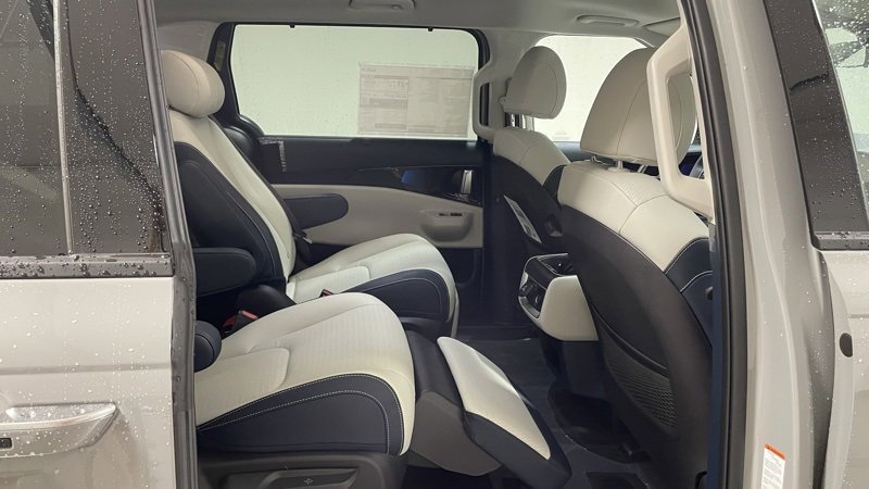 New 2026 Kia Carnival SX Prestige image 11