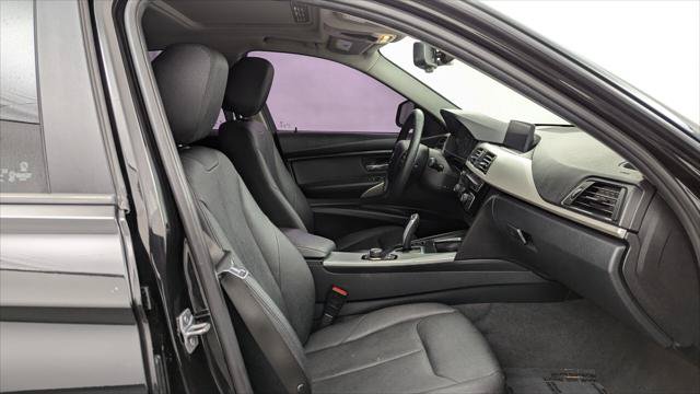 Used 2018 BMW 320i Sedan RWD image 21