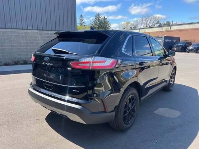 Used 2023 Ford Edge SEL w/ Convenience Package AWD/4WD image 5