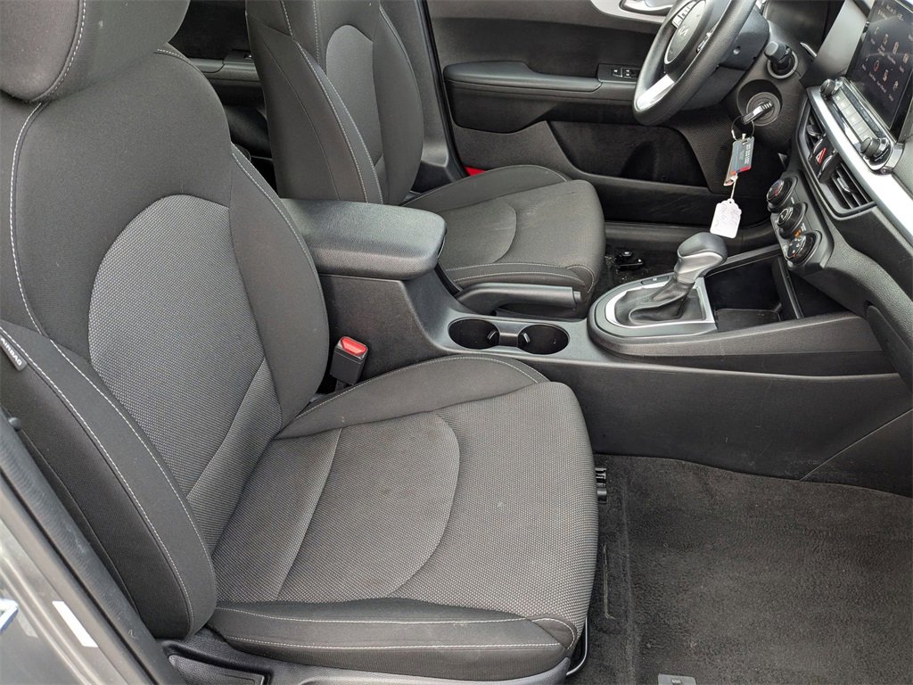 Used 2024 Kia Forte LXS image 35