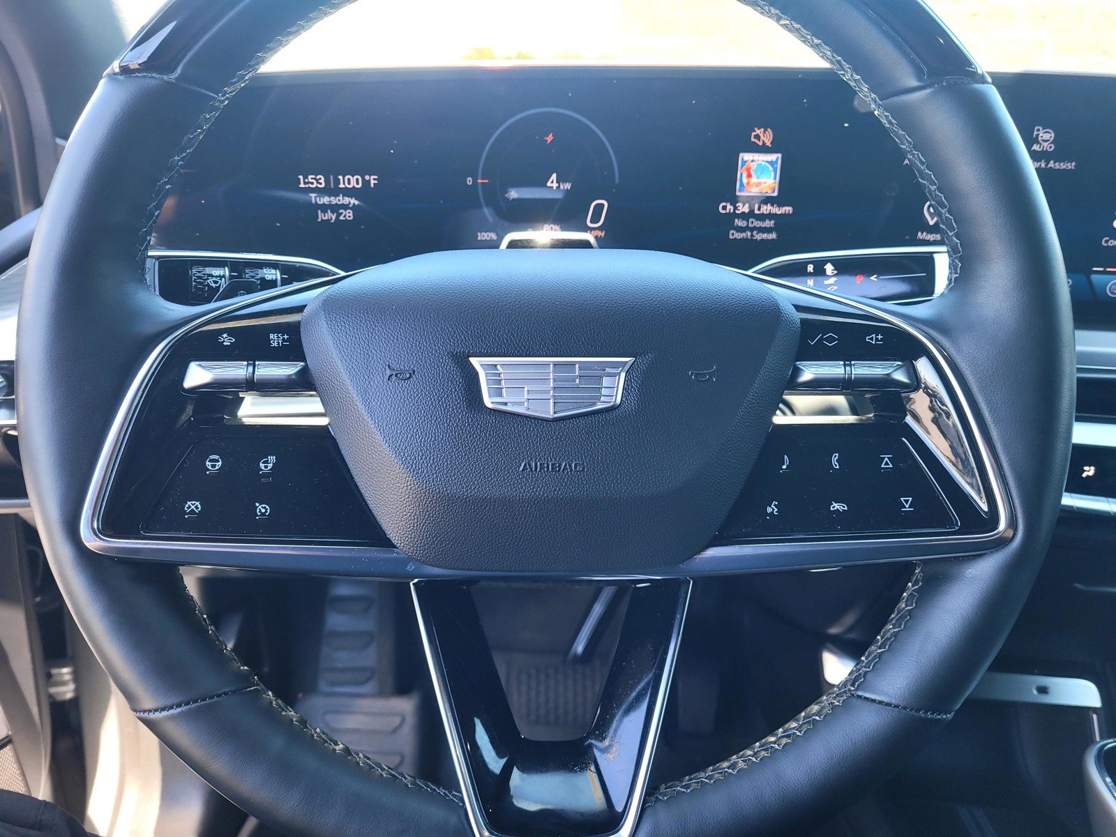 Certified 2025 Cadillac Lyriq Luxury w/ LPO, Floor Liner Package AWD/4WD image 27