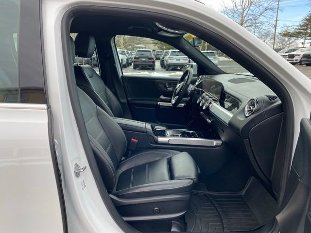Used 2021 Mercedes-Benz GLB 35 AMG 4MATIC image 32