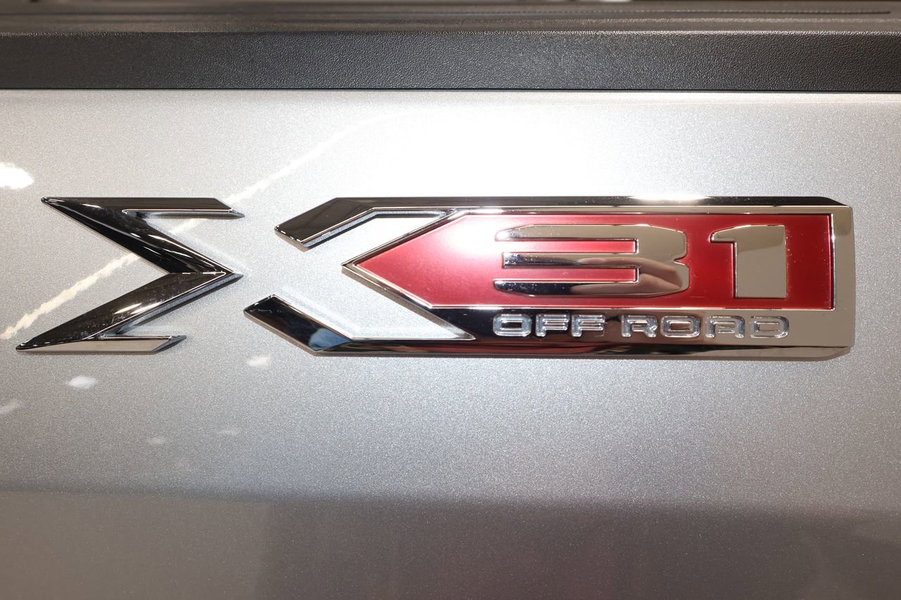 Certified 2022 GMC Sierra 1500 SLT w/ SLT Premium Package image 34