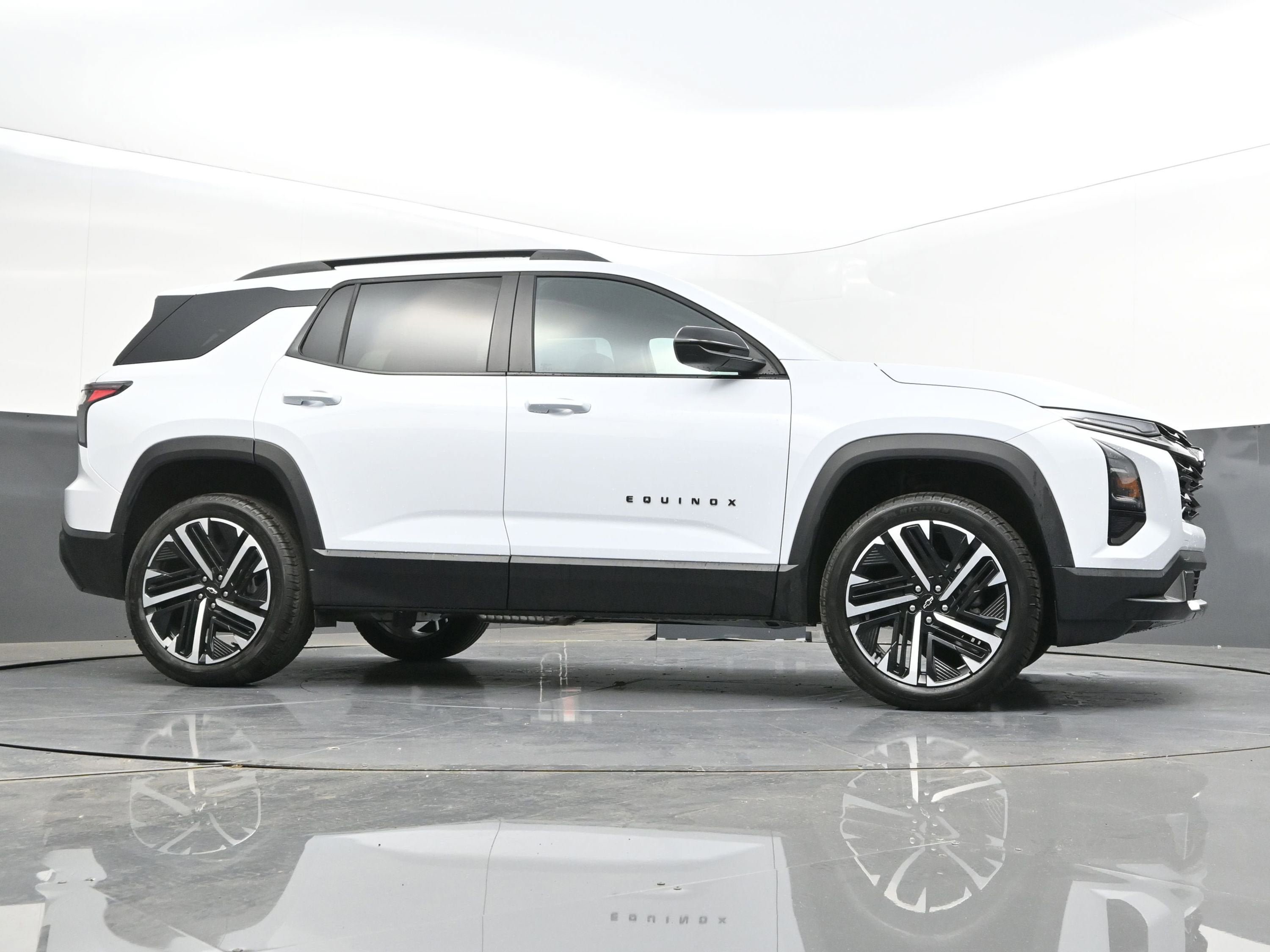 New 2026 Chevrolet Equinox RS AWD/4WD image 47