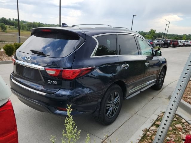 Used 2018 INFINITI QX60 Luxe w/ Premium Plus Package AWD/4WD image 3