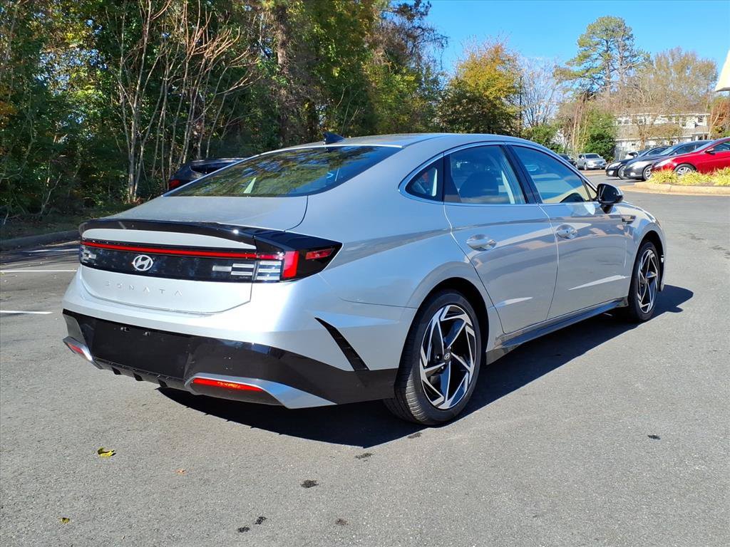 New 2026 Hyundai Sonata SEL FWD image 5