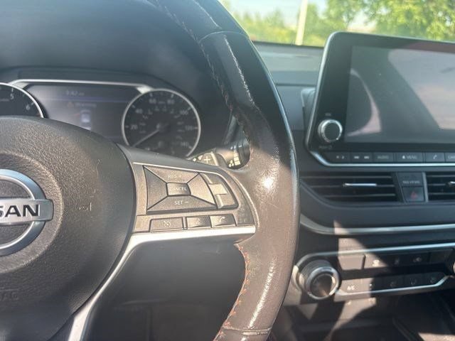 Used 2022 Nissan Altima 2.5 SR AWD/4WD image 18