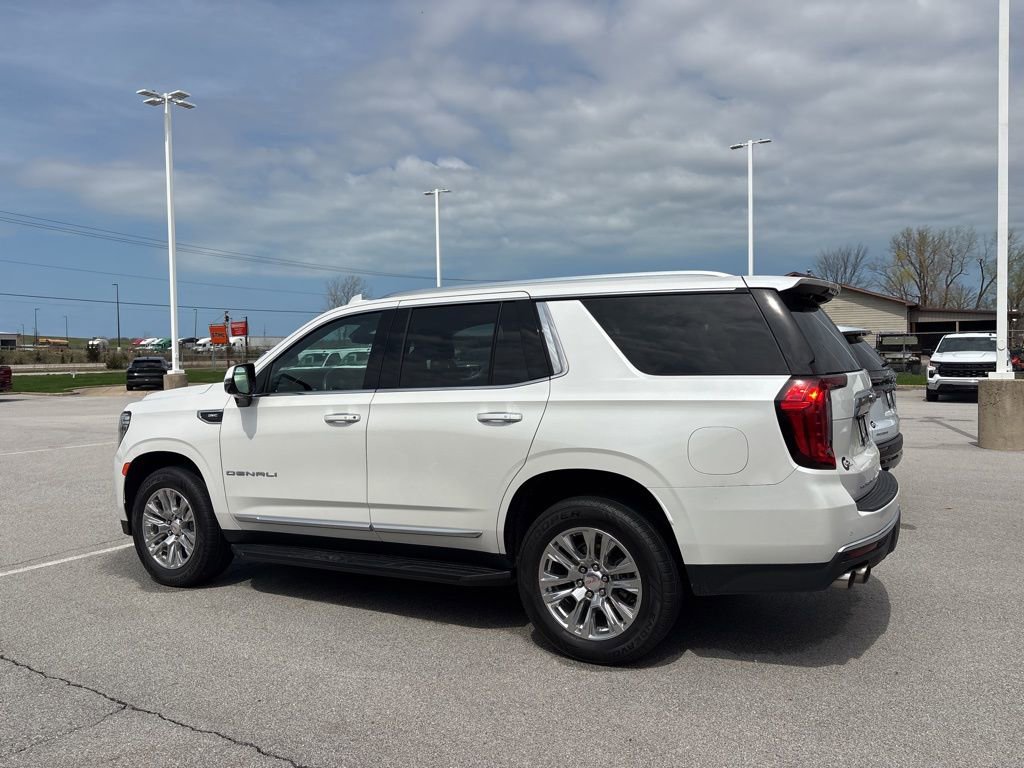 Used 2021 GMC Yukon Denali AWD/4WD image 4
