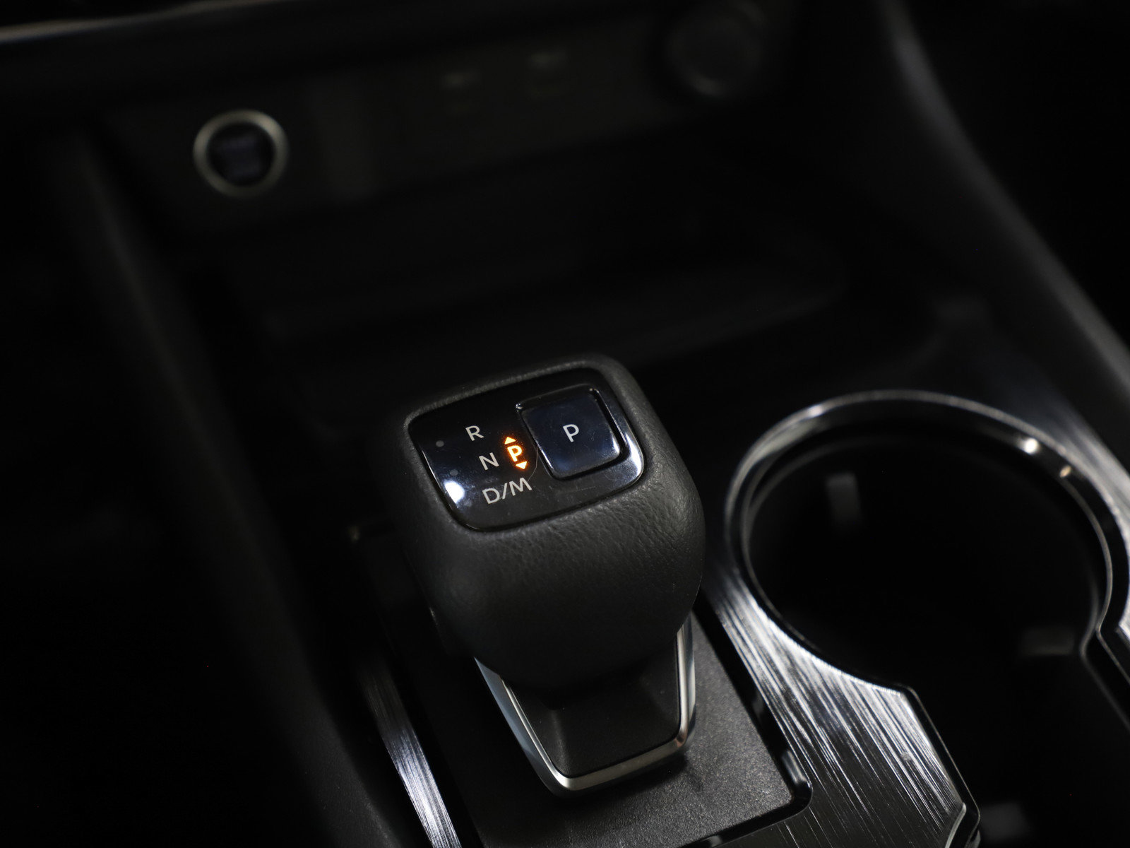 Used 2021 Nissan Rogue SV image 23
