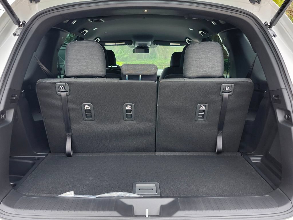 New 2026 Honda Pilot Sport image 13