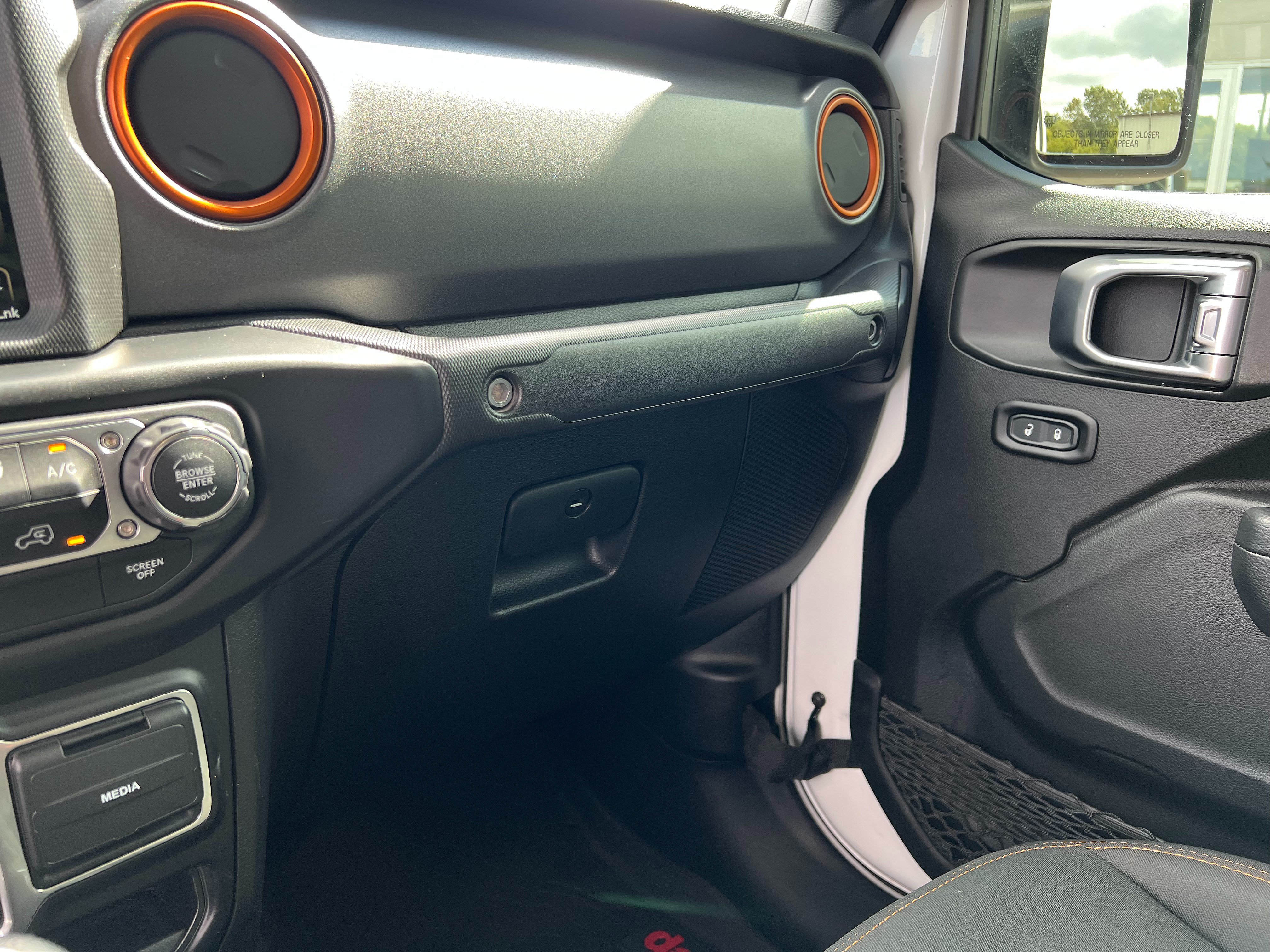 Used 2022 Jeep Gladiator Mojave AWD/4WD image 17