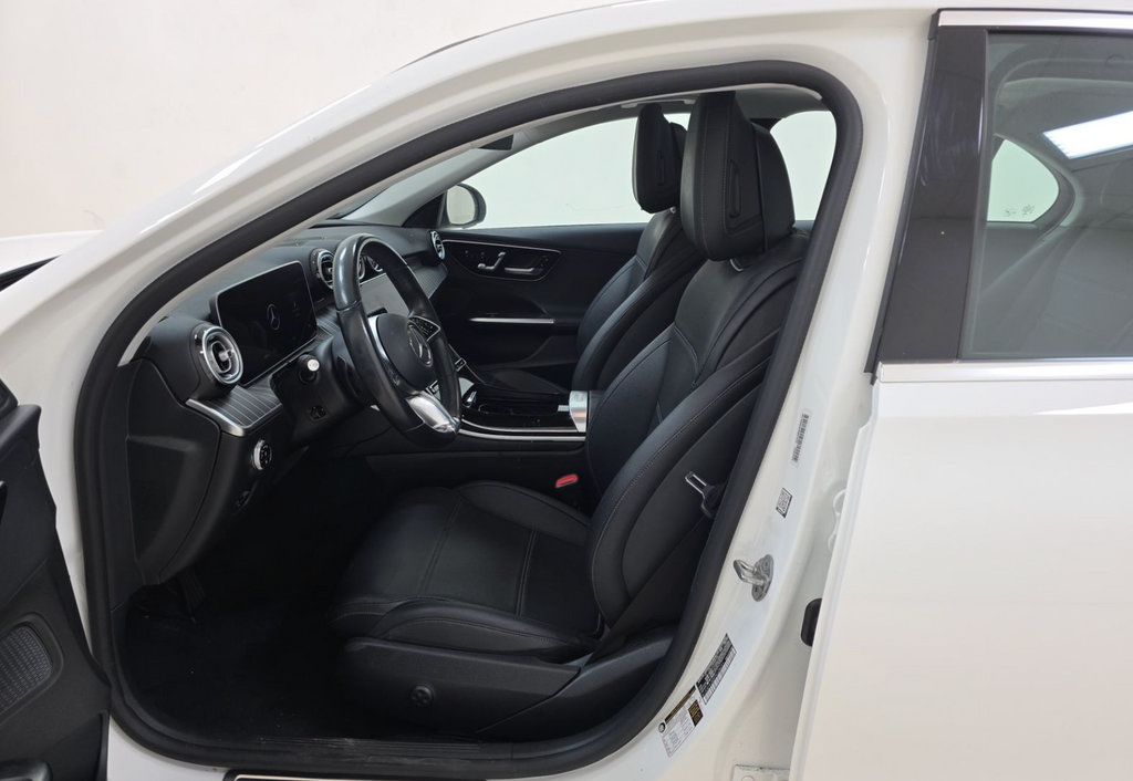 Used 2023 Mercedes-Benz C 300 Sedan w/ Exclusive Trim Package image 4