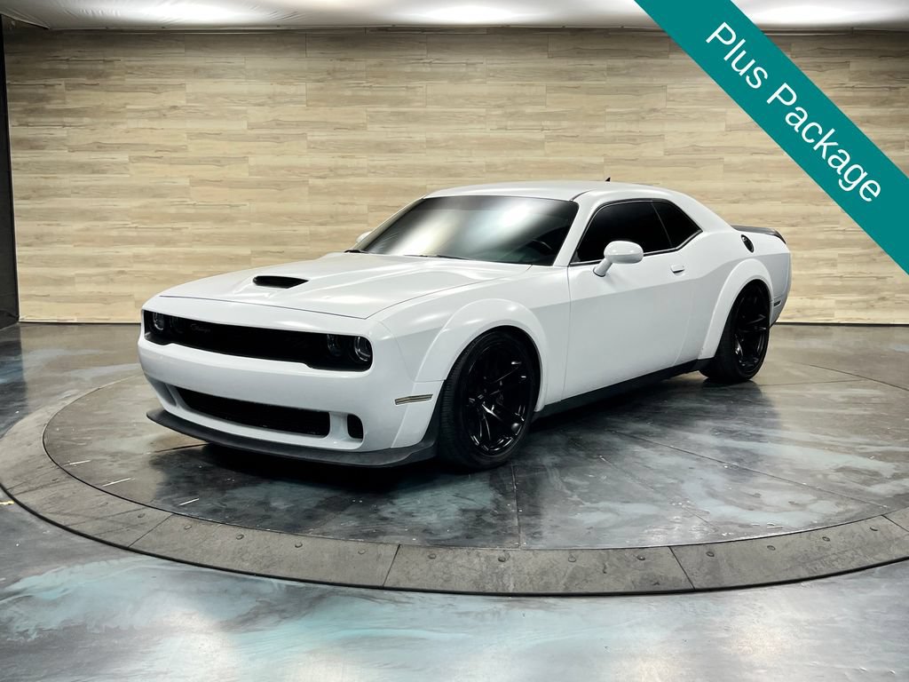 Used 2022 Dodge Challenger R/T Scat Pack RWD image 5