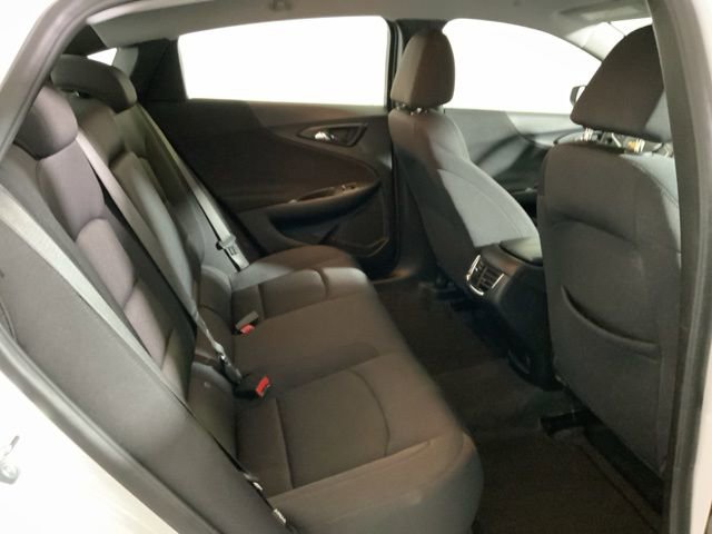 Used 2025 Chevrolet Malibu LT image 36